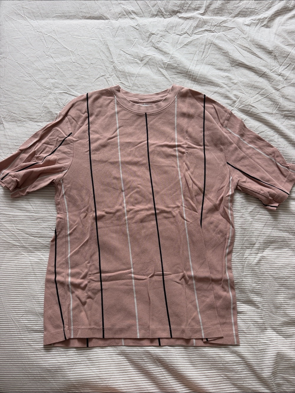 Men’s Pink Stripe Short-Sleeve Top